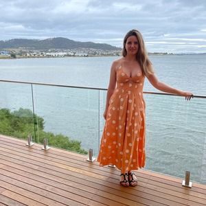 Meet your Posher, Simone